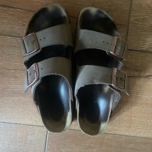 Birkenstock Arizona size 8 women’s beige tan taupe brown leather